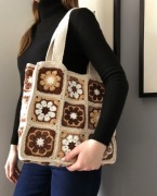 Torebka letnia ręcznie robiona z,, kwadratów babuni