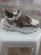 ADIDASY CHLOPIECE NA RZEP.