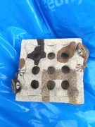 Popielniczka ceramiczna z dekoracją jaszczurek 