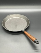 Skeppshult Patelnia żeliwna 28cm Natural