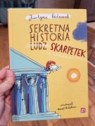 Justyna Bednarek "Sekretna historia skarpetek"
