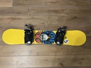 Deska snowboardowa K2 Hit Machine Grom 142 cm + wiązania Drake Contact