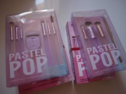 Real Techniques Pastel Pop Zestaw pędzli- DWA RÓZNE KOMPLETY