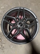 Felga felgi Infiniti Q30 QX30 19 cali 5x112 Et 43.5
