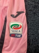 Różowa koszulka piłkarska Palermo Joma Vezquez #20