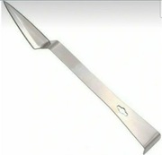 Dluto pszczelarskie i nóż pszczelarski