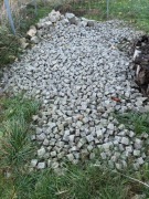 Kostka granitowa z rozbiórki 20x20 i „mozaika".