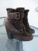 FENDI PIEKNE BOTKI NA KOZUCHU NATURALNYM rozm 37