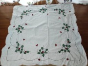 Haftowana serweta 80x80