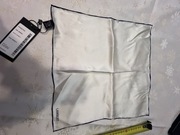 Biała jedwabna poszetka Lambert 30/30 cm