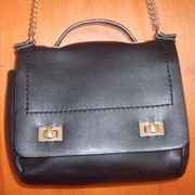 MAŁA TOREBKA DAMSKA CZARNA ZARA