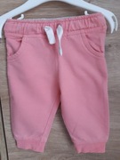 Śliczne spodnie dresowe r. 62 