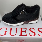 Buty Guess