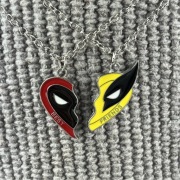 ZESTAW Dwa naszyjniki Deadpool & Wolverine BFF