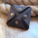 Galanteria i dodatki. Skórzana bilonówka. Portfel na monety z grawerem