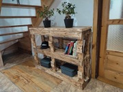 Szafka opalana z palet 