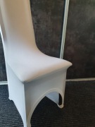 NOWE ELASTYCZNE BIAŁE POKROWCE NA KRZESŁA 