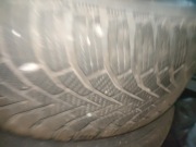 Opony zimowe z felgami 