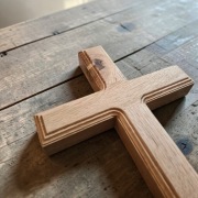 Piękny, drewniany Krzyż na ścianę ze starego dębu 33 cm Rękodzieło