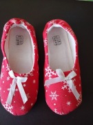 ŚWIATECZNE CIEPLE WYGODNE KAPCIE PANTOFLE ROZMIAR 38 / 39