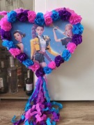 Piniata Łowczynie Demonów K-Pop Demon Hunters 