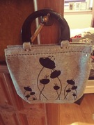 Torebka damska szara czarne aplikacje filcowa