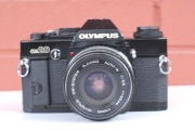 Aparat analogowy Olympus OM-20 + Zuiko 28mm f/3.5, filtr, baterie, sprawny