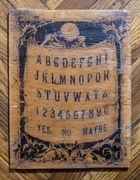 Tablica Ouija prezent wywoływanie duchów halloween