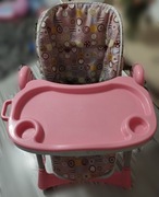 Krzesełko do karmienia regulowane 