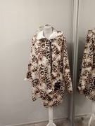 Bluza asymetryczna oversize biała w panterkę 