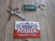 Brelok breloczek imię MAREK 2szt+ magnes na lodówkę