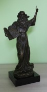 Mojżesz z Dekalogiem - Figura z brązu