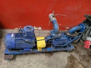  Trzy pompa do paliwa