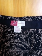 Spódniczka letnia, na gumce, z podkładka. 