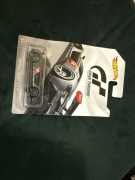 Hot Wheels Gran Turismo (2017) Mattel Gray Renault Sport R.s. 01