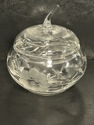 Kryształowa cukiernica z pokrywką