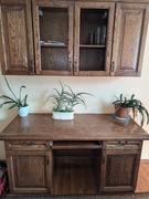 Komoda z biurkiem i szafka wiszaca 