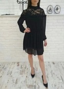 Czarna sukienka z koronką S/M