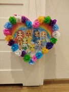 Piniata lalki rainbow high z kwiatuszkami 