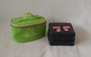 Oriflame czarna szkatułka na biżuterię Kosmetyczka kuferek zielona