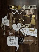 Papierowe akcesoria do zdjęć na ślub 