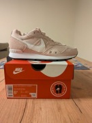 Nike Venture Runner