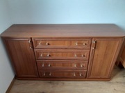 Szafa w komplecie z komodą