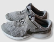 Nike Revolution 4 FlyEase buty sportowe sneakersy niskie szare 39 wkł. 25cm