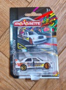 Majorette - Mercedes-Benz 190 E 2.5-16 Evo II - 2024 - graffiti biały