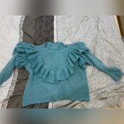 Sweterek z falbanami Ala zara