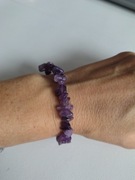 Nowa bransoletka na gumce z ametystów