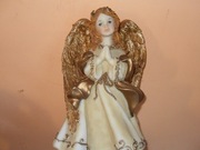 figurka 25 cm aniołek z masy, złocone skrzydła