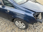 Błotnik prawy przedni drzwi prawe Zafira B Z22A 