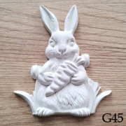 Królik zając z marchewką figurka do malowania dla dzieci magnes 3D z gipsu